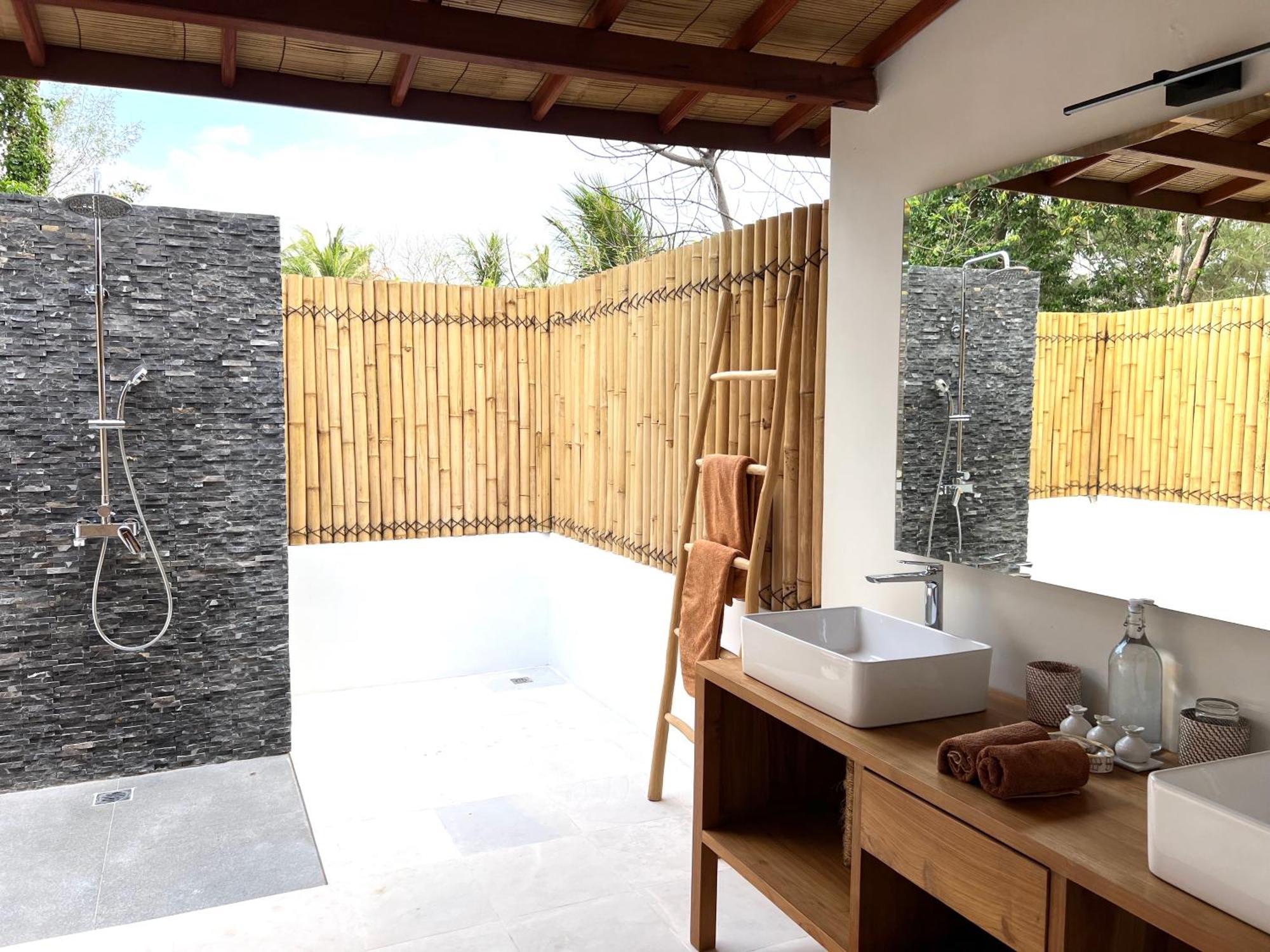 The Gili Beach Resort Gili Trawangan Exterior foto